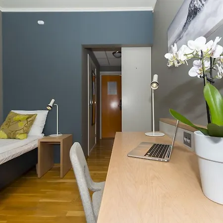 Hotell Aurora 2*