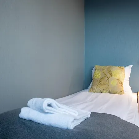 Hotell Aurora 2*